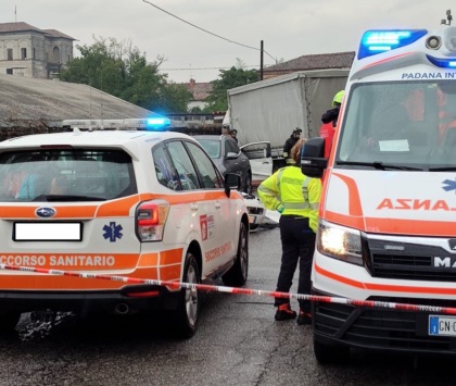 Incidente tra più auto a Torre Pallavicina, cinque persone coinvolte nello schianto