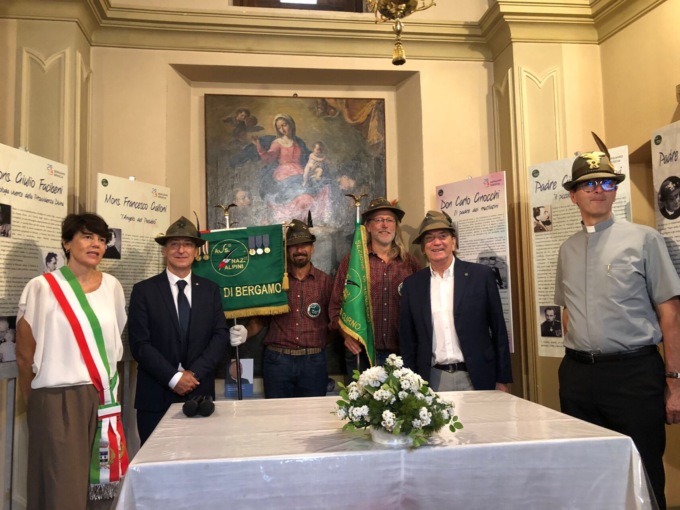 Adunata provinciale degli Alpini a Curno, inaugurate tre mostre (tra storia e passione)