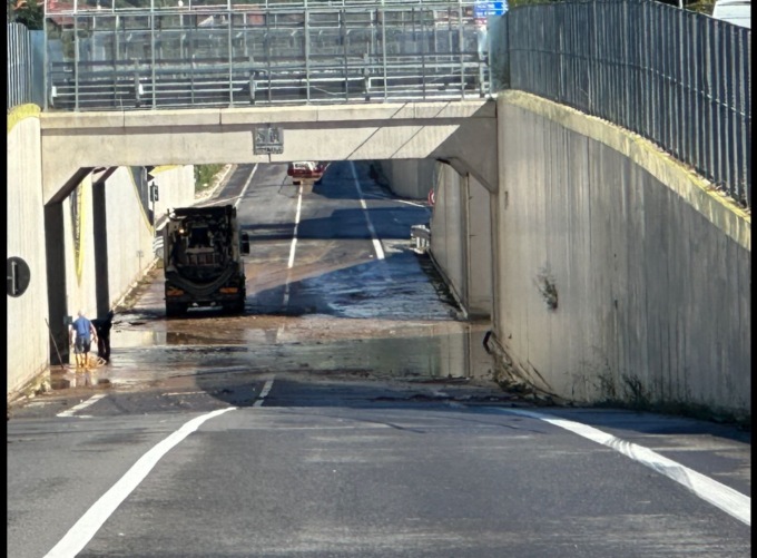 Allagamenti anche lungo la Villa d’Almè-Dalmine, chiuso tratto della 470: traffico in tilt