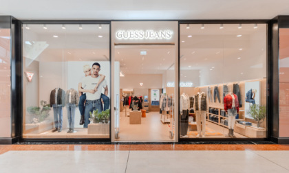 Guess Jeans taglia il nastro a Oriocenter: Bergamo al centro del (suo) mondo