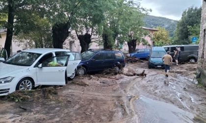 Le foto dei danni del maltempo ad Alzano e Nembro, tra strade chiuse e allagamenti