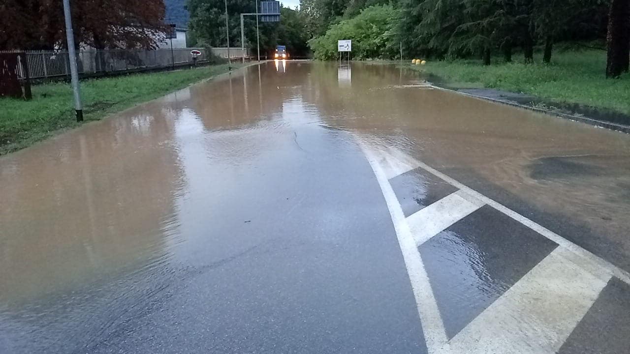 strada Albino-Nembro chiusa