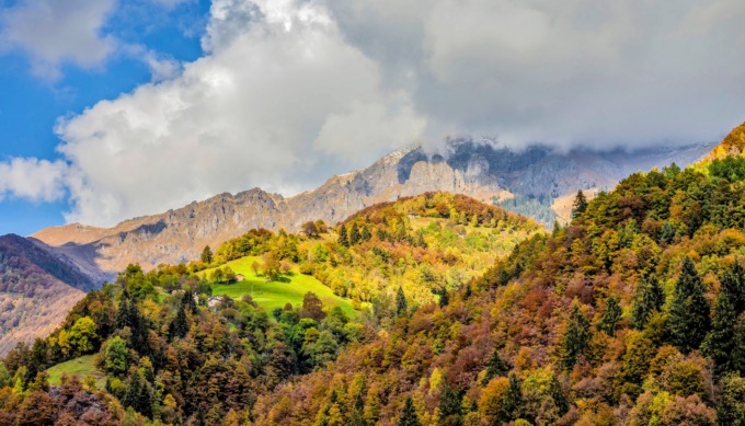 Ammirare il foliage in alta Valle Brembana: due weekend di appuntamenti