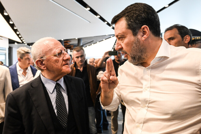 Sfida a distanza in Bergamasca: Salvini al raduno di Pontida, Vincenzo De Luca in città