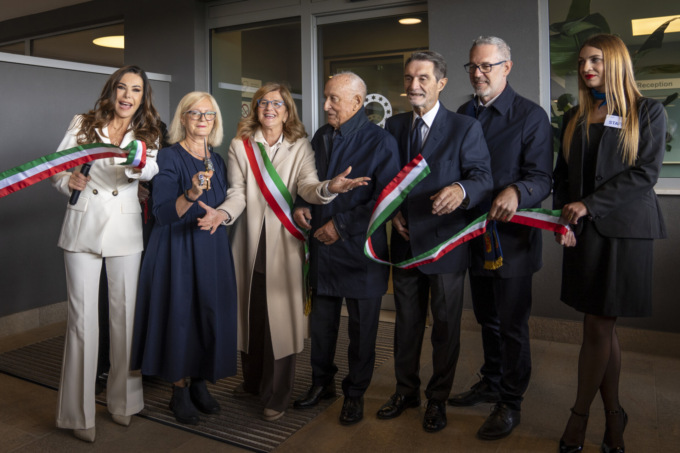 Inaugurata CasAlzheimer a Bergamo: accoglierà più di 100 ospiti affetti da disturbi cognitivi