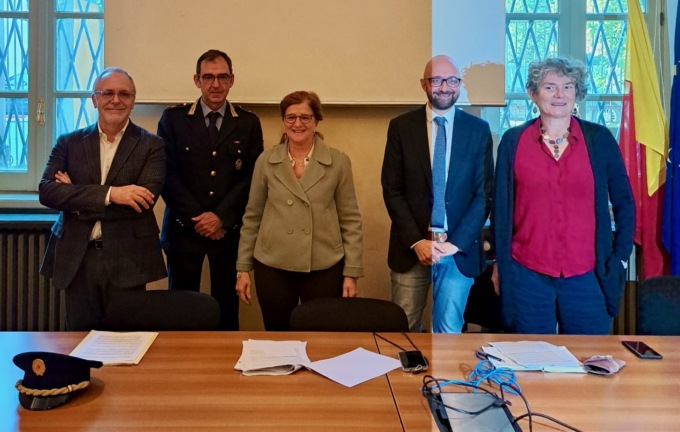 Sicurezza a Bergamo, a partire da gennaio 2025 arrivano gli «agenti appiedati» in centro