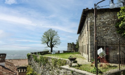 L'antico castello di San Vigilio sta andando in malora, solo i volontari lottano per salvarlo