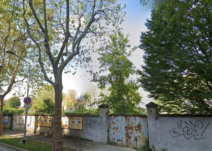 Cittadini, associazioni e Legambiente contro l’abbattimento delle piante nel cantiere degli ex Riuniti