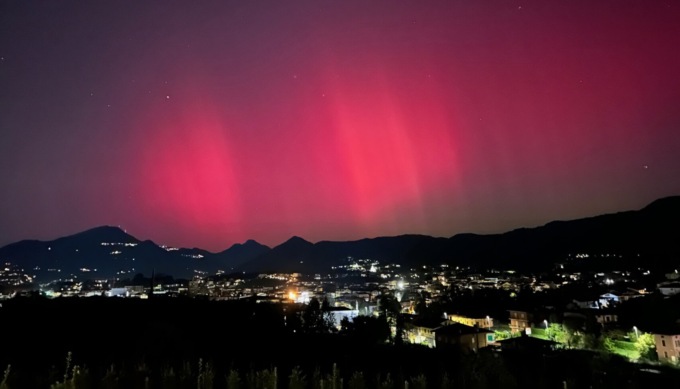 L’aurora boreale si è vista anche nella Bergamasca, la sera del 10 ottobre