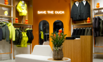 La moda sostenibile e consapevole di Save The Duck, che ha aperto a Oriocenter