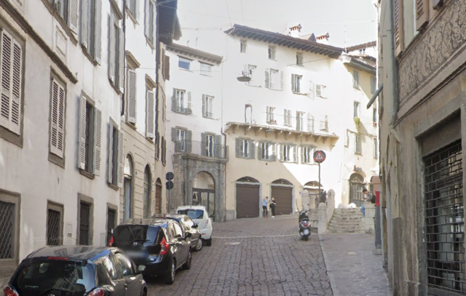 Attenzione, dal 30 ottobre si accenderanno le telecamere della Ztl in via Pignolo Alta