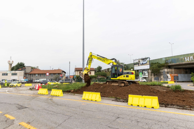 Cantiere e-Brt a Bergamo, da via Promessi Sposi si può tornare ad andare in via Moroni