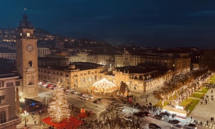 BCC Milano illumina il Natale e sostiene le donne vittime di violenza