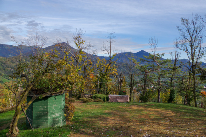 Scoprire la storia e le bellezze della Val Cavallina con un facile giro ad anello