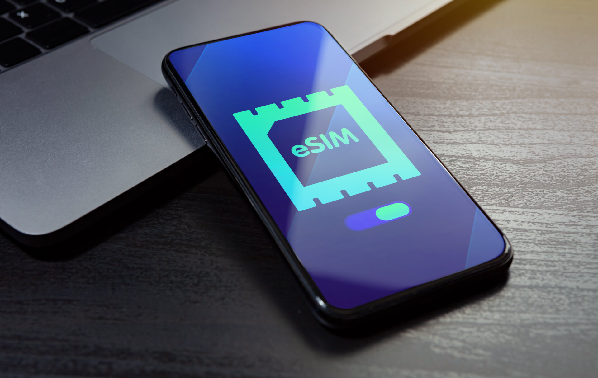 come-verificare-se-il-mio-telefono-compatibile-con-esim-prima-bergamo
