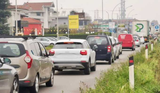 Dalmine, la minoranza: «Benissimo la e-Brt, ma il traffico fino a marzo…»