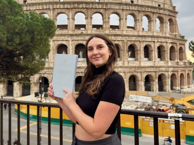 Anna ai ragazzi di Osio Sotto: «Avete dubbi? Venite allo sportello Informagiovani»
