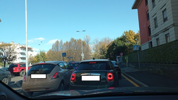 Lavori per la e-Brt a Bergamo, traffico in tilt tra Grumellina e Villaggio degli Sposi
