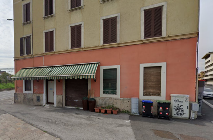 Operato e fuori pericolo il 52enne colombiano accoltellato in un locale di via Baschenis