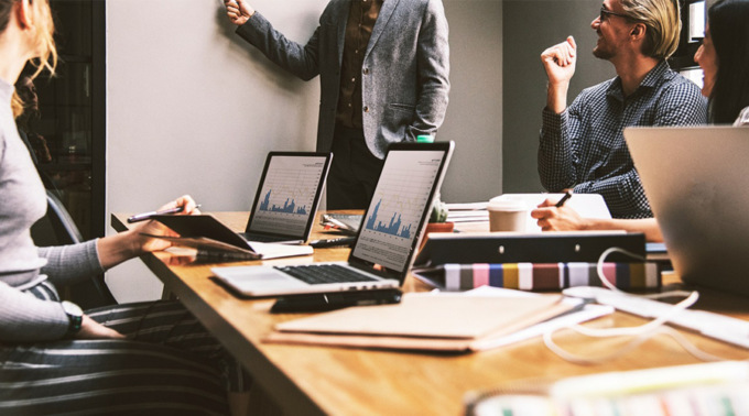 Come le fintech startup possono navigare il mercato regolamentato in Italia