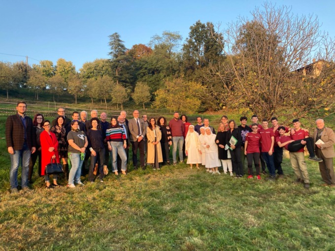 L’antica collina della Sacra Famiglia di Comonte torna a essere una vigna grazie agli studenti