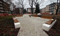 Conclusi i lavori in piazza Varsavia tra nuova pavimentazione, panchine e alberi