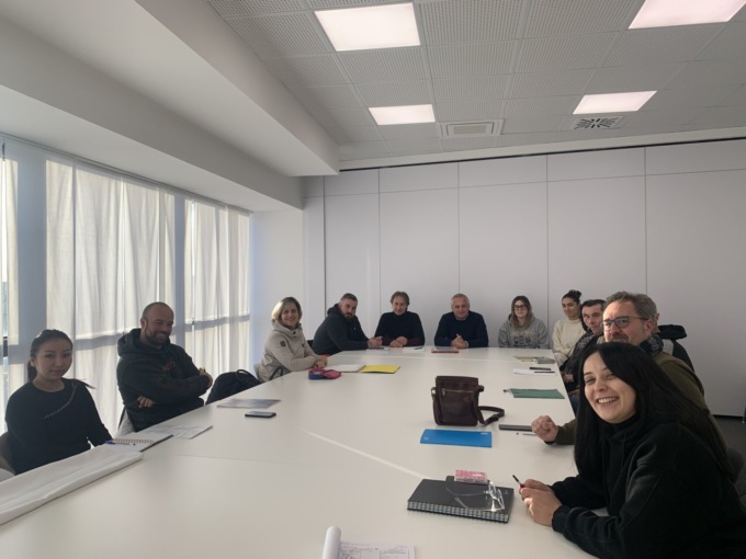 Diventare autisti di bus: avviati i corsi di formazione in aula di Bus Academy