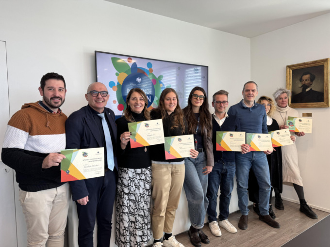 Premiate da Confcommercio 7 imprese bergamasche col marchio “Imprendigreen 2024”