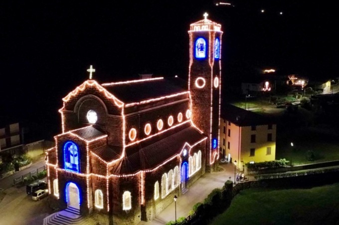 La storia dell’azienda che illumina le feste natalizie di Albino fin dal lontano 1910