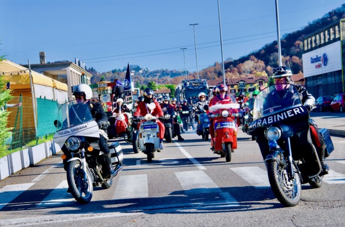Da Mozzo, i Pota Bikers hanno portato regali ai bimbi ricoverati all’ospedale Papa Giovanni