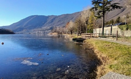 Lago di Endine ghiacciato: non si è fatto male nessuno, ma il sindaco vuole un presidio