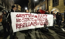 Anche a Bergamo un presidio di protesta per la morte a Milano del giovane Ramy Elgaml