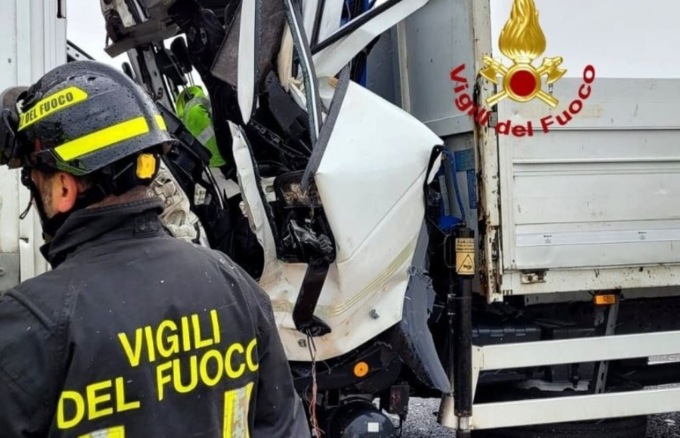 Tamponamento tra camion sull’autostrada del Brennero, morto 21enne di Cologno al Serio