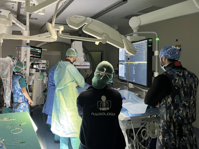 Bambino di 4 anni guarito grazie a una tecnica radiologica sperimentale al Papa Giovanni