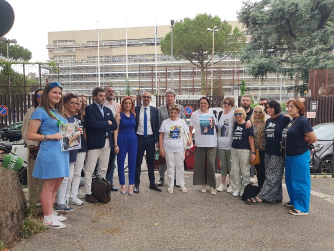 «Piano pandemico non aggiornato», Guerra e due ex dirigenti del ministero a processo