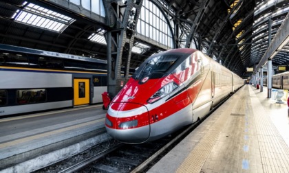 Caos a Milano Centrale: sospese tre linee, decine di treni in ritardo e cancellati