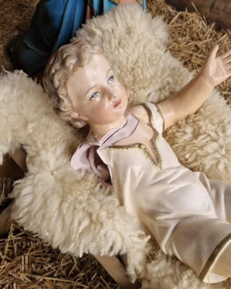 Statua di Gesù Bambino danneggiata a Fontanella, i responsabili sono 4 minorenni