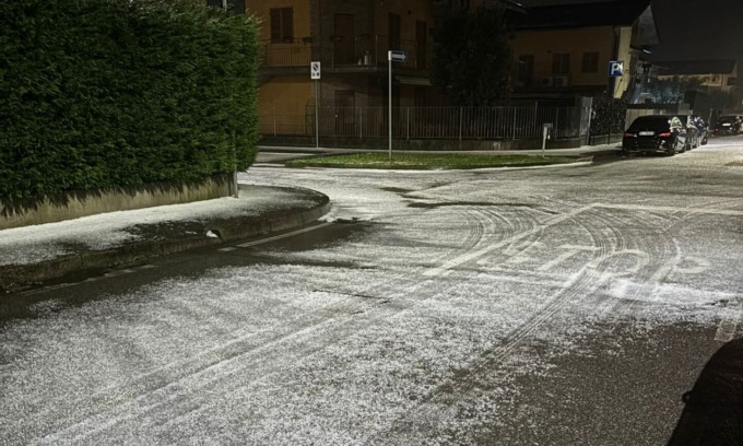 Tanta acqua, niente neve ma grandine: il meteo pazzerello in Bergamasca
