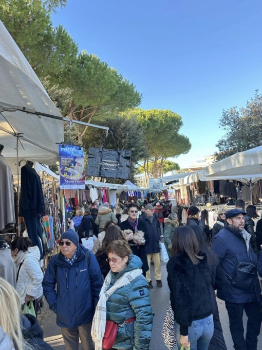 Il “Mercatino da Forte dei Marmi” a Bergamo è «ingannevole»? La risposta degli organizzatori