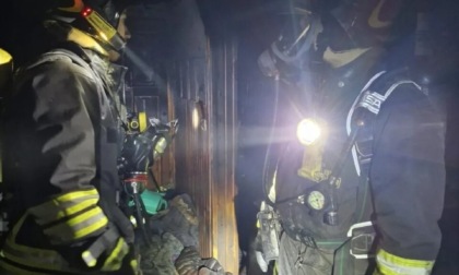 Scoppia un incendio in una palazzina a Castione della Presolana, nessun ferito