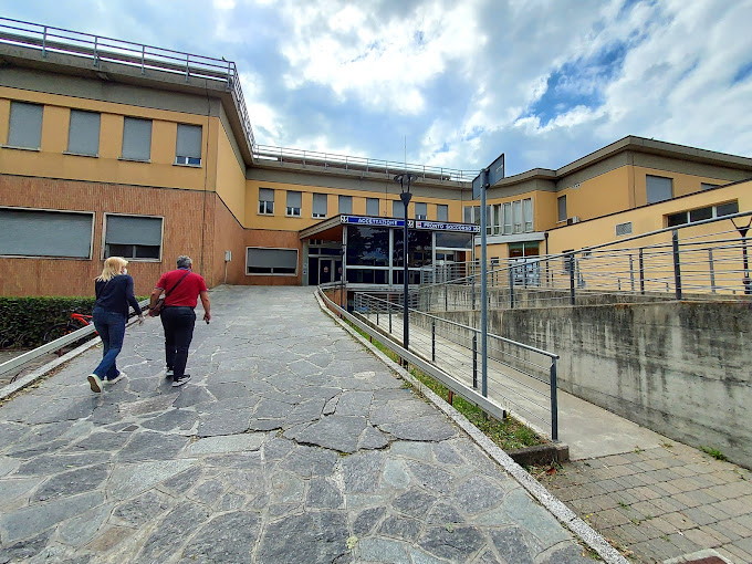 In preda al mal di denti, un uomo di 34 anni ferisce l’infermiere all’ospedale di Romano