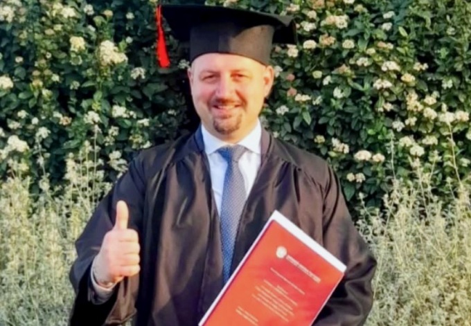 Il sindaco di Alzano Lombardo si è laureato! E ha dedicato la tesi alla sua Valle Seriana