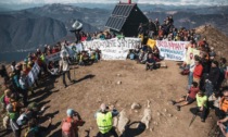 "Ribelliamoci al peggio", camminata a Valbondione per difendere l'ambiente montano