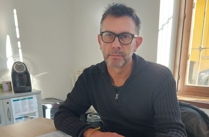 Rissa a Treviglio: «Si è ferito picchiandomi e ora rischio di essere condannato io»
