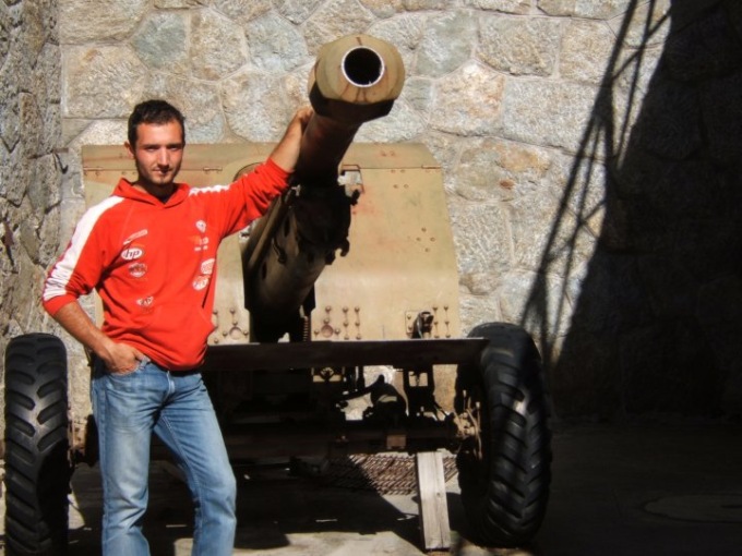 Auto, ballo e amici: chi era Manuel Vargiu, ucciso da un bullone mentre stava lavorando