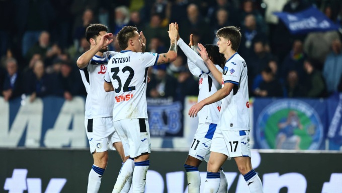 La domenica perfetta: Napoli sconfitto, Dea a -3 dall’Inter. Ora è doveroso crederci