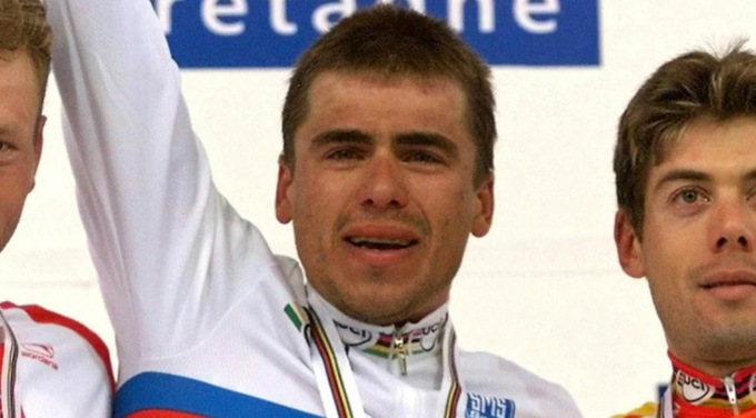 In carcere per non aver pagato gli alimenti, l’ex ciclista Vainsteins arrestato a Orio al Serio