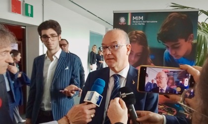 Il ministro Valditara presenta la "filiera tecnica 4+2" alle imprese bergamasche