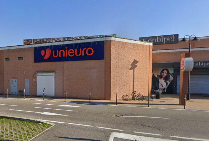 Bottino curioso a Brembate: fermato ladro con 1.400 euro di cartucce e spazzolini