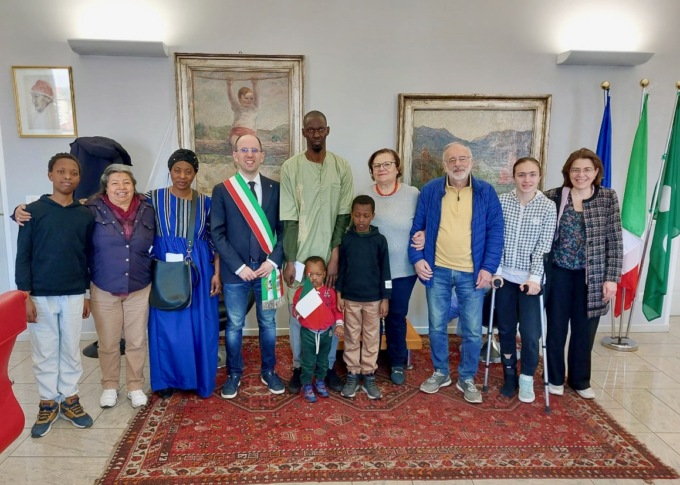 Dopo trent’anni, Boubacar Dieng di Ponte San Pietro è finalmente un cittadino italiano